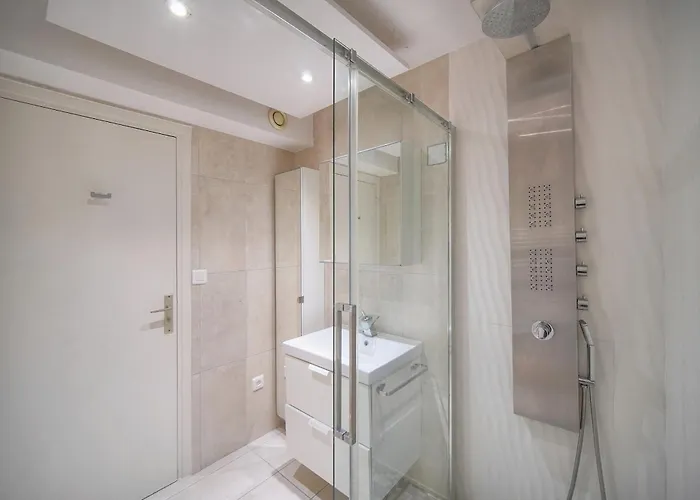 Апартаменты Frgk Massenet 'blue Riviera' Modern Comfort 1 Min From Promenade Des Ницца